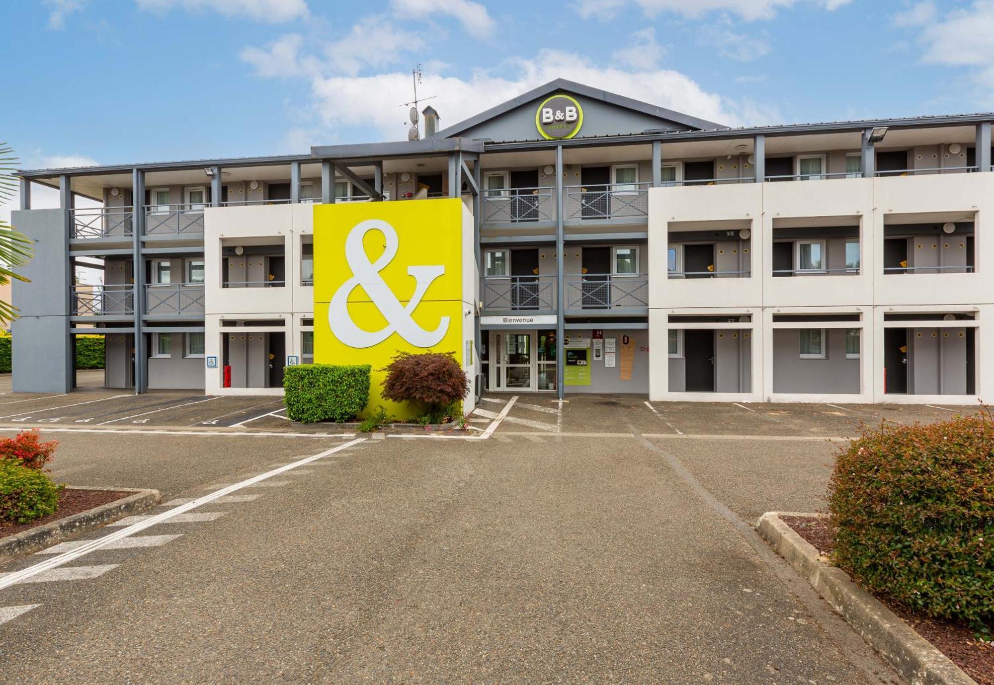 B&B Hotel Chartres Le Forum Le Coudray Bagian luar foto